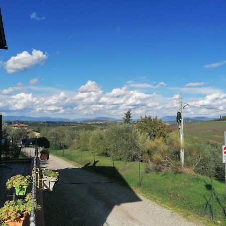 La Casa Delle Rondini Villa Montelupo Fiorentino Bagian luar foto