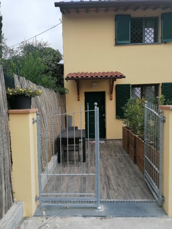 La Casa Delle Rondini Villa Montelupo Fiorentino Bagian luar foto