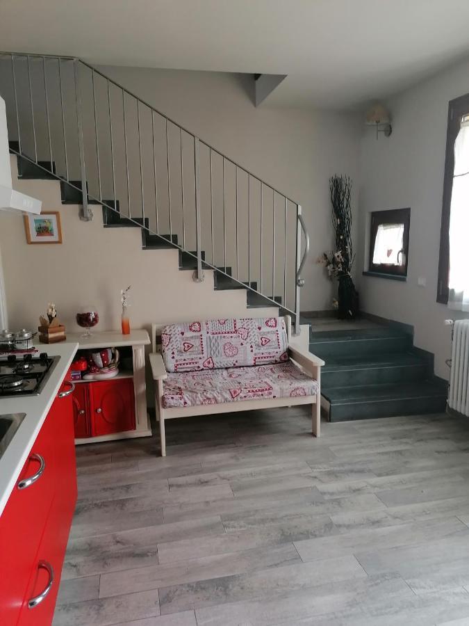 La Casa Delle Rondini Villa Montelupo Fiorentino Bagian luar foto