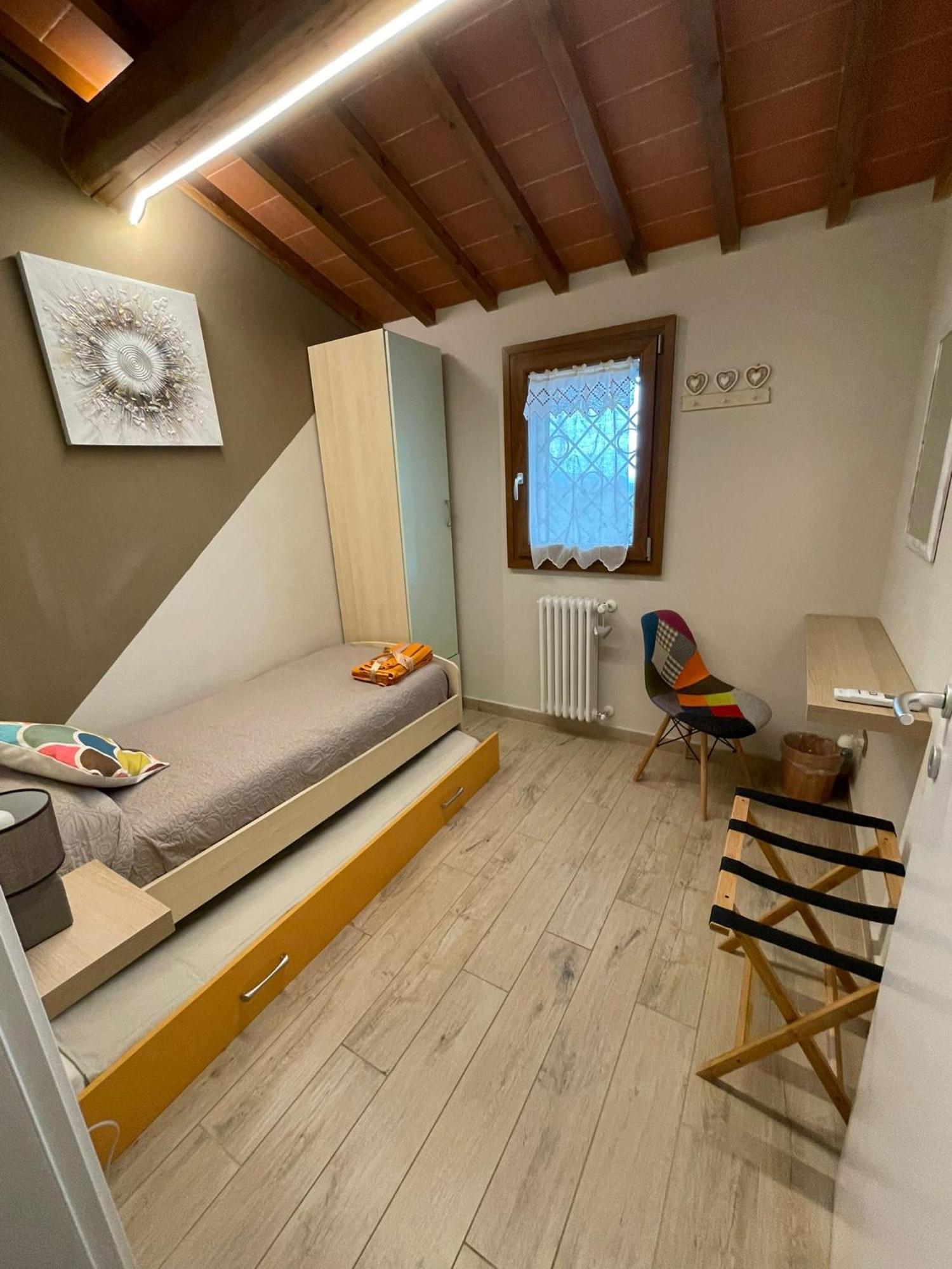 La Casa Delle Rondini Villa Montelupo Fiorentino Bagian luar foto
